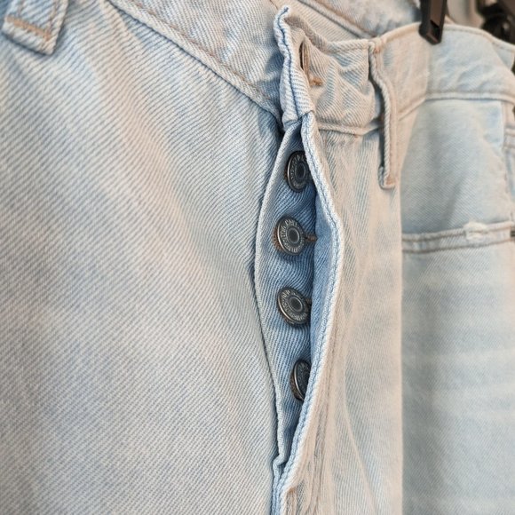 🌸 NWT Old Navy Mid-Rise Slouchy Taper Light Non-Stretch 12P Knee Ripped Jeans - Picture 5 of 10